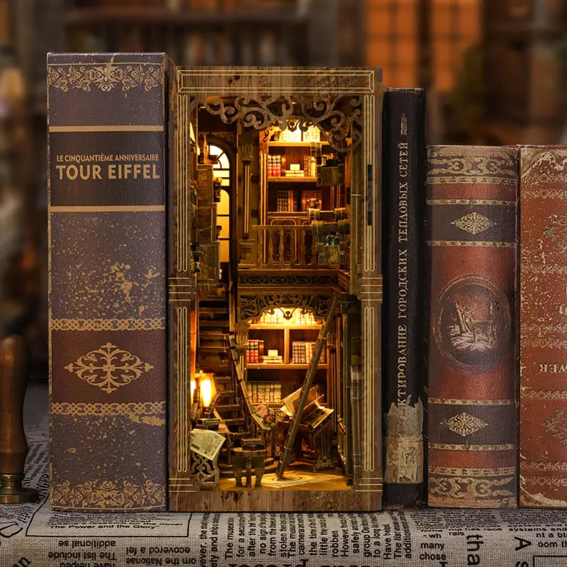 Coin lecture DecoNooks™ Le livre ancien